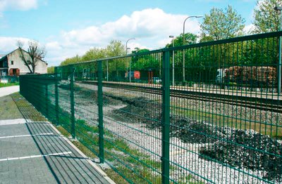Забор для железной дороги