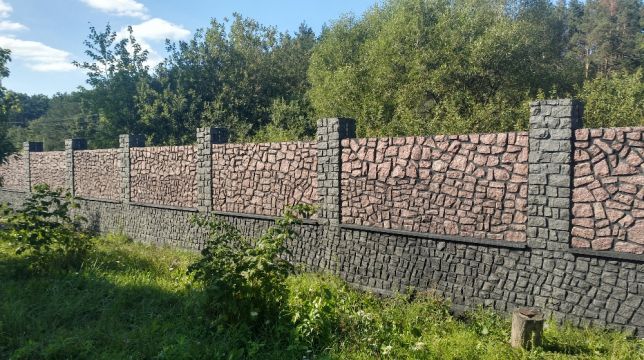 забор из камня