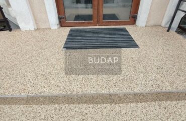 Стильный каменный ковер от Budap: уют и элегантность для вашего интерьера / Камяний килим Budap